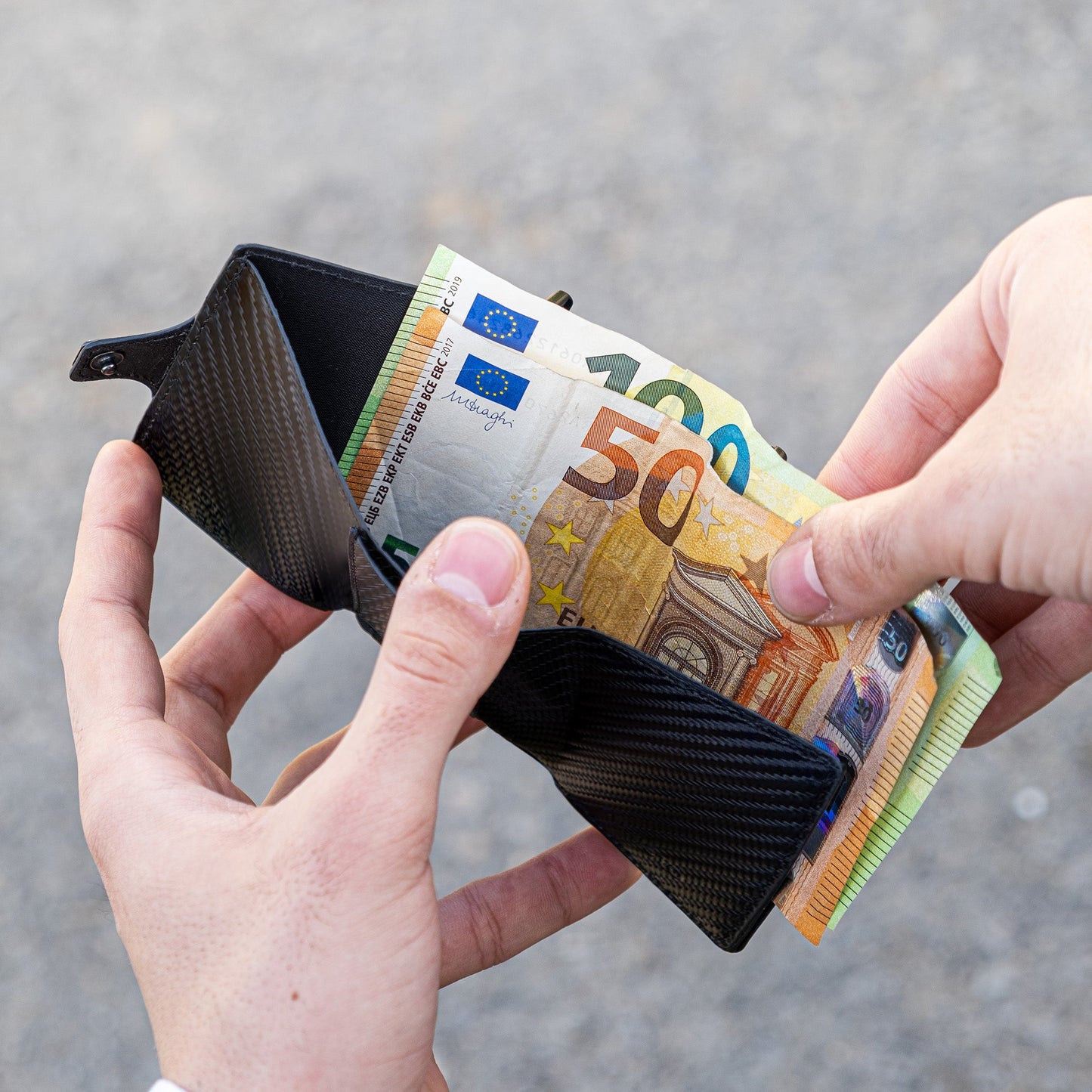 KLIK Mini con portamonete Carbon