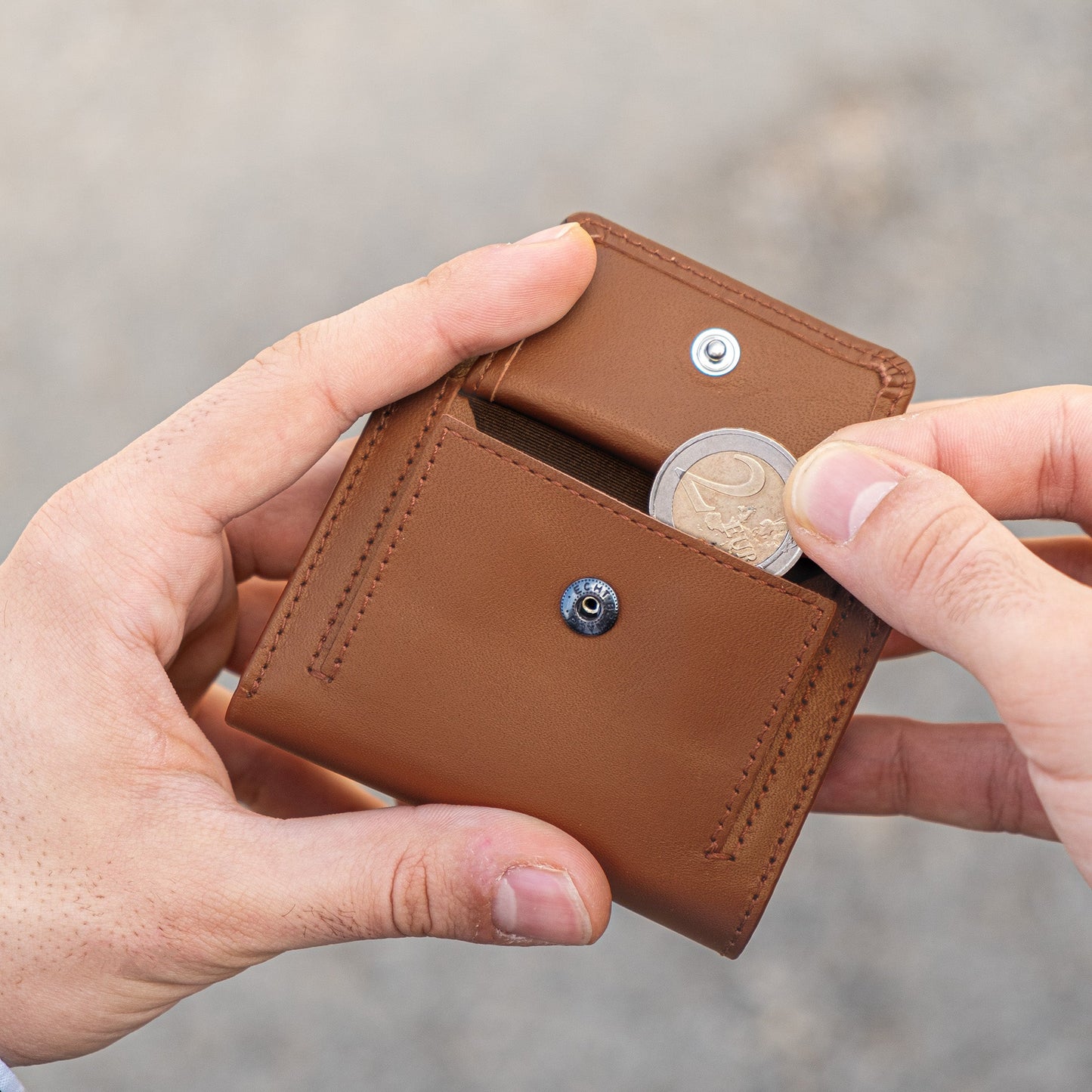 KLIK Classic con portamonete XL Mirum Cognac