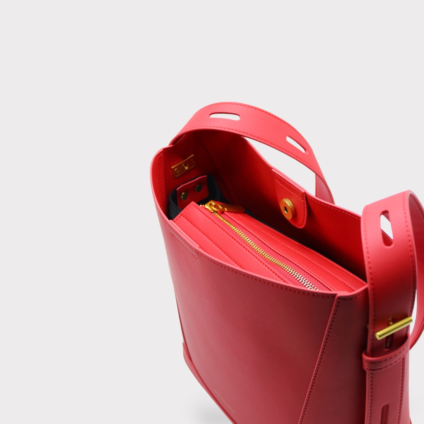 Oli - Apple Leather Midi Shoulder Cross-body Bag Red